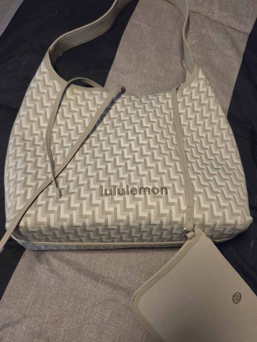 Lululemon Knit Bag 12L